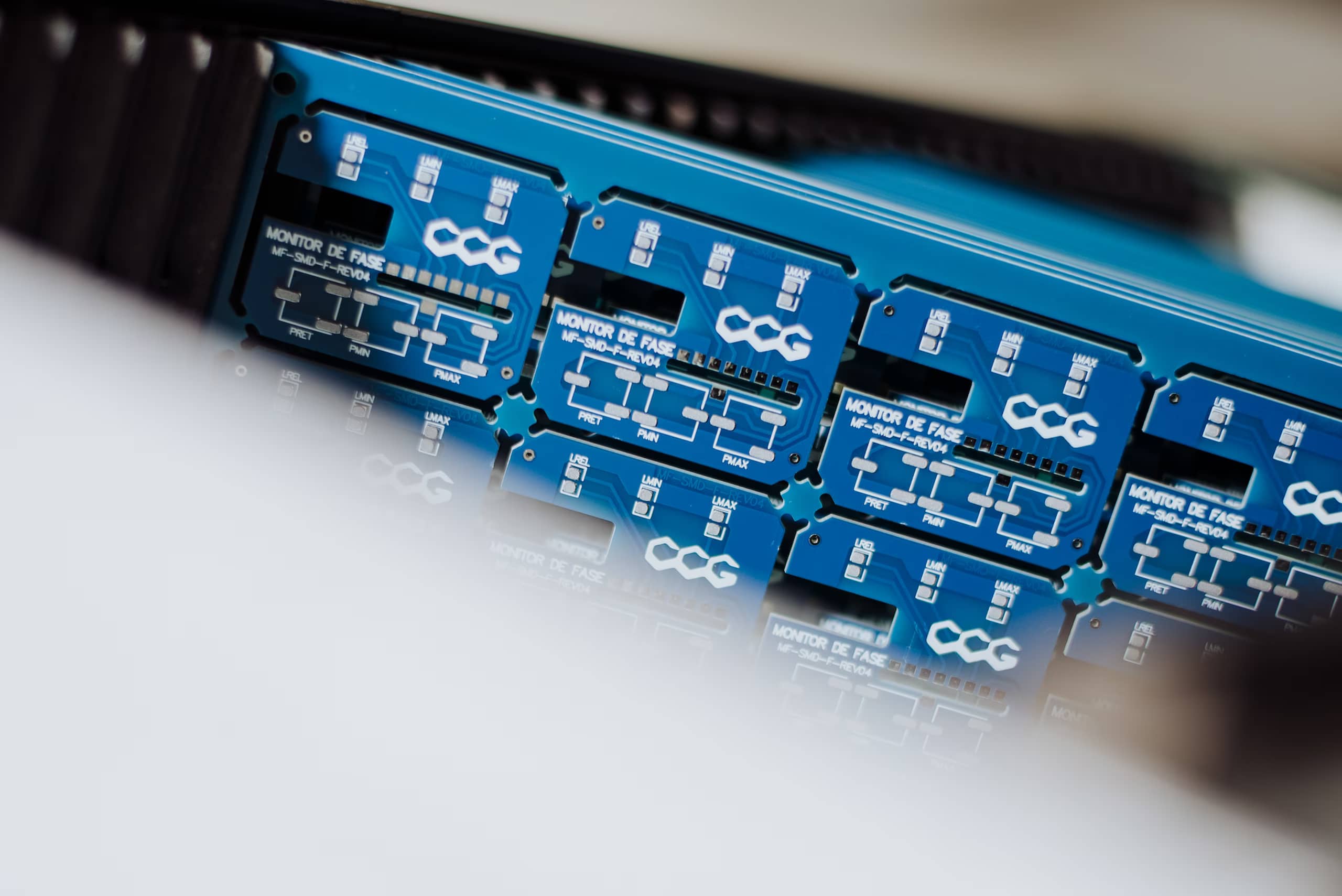 Equipo completo de CCG - Especialistas en automatización industrial